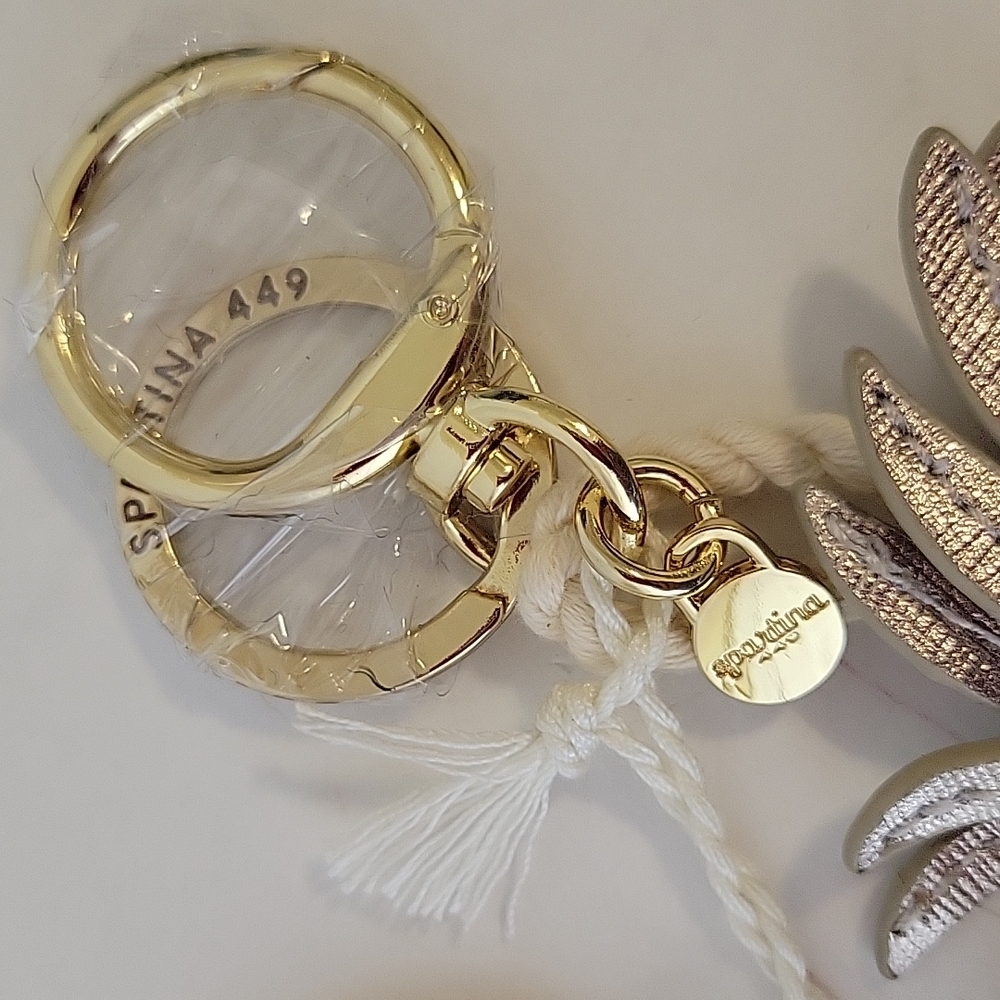 Spartina 449 Icon Keychain Bag Charm Cream Pineapple NEW - Picture 3 of 7